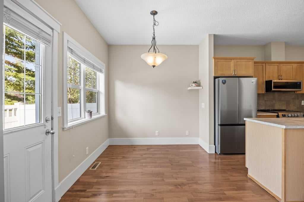 24, 9000 Wentworth Avenue SW