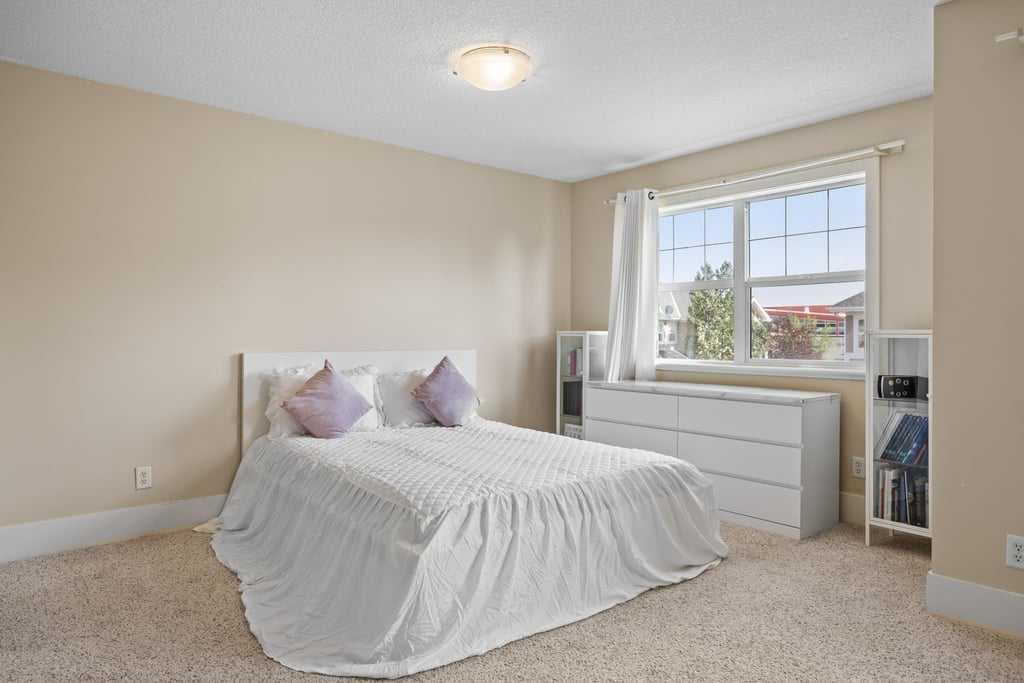24, 9000 Wentworth Avenue SW