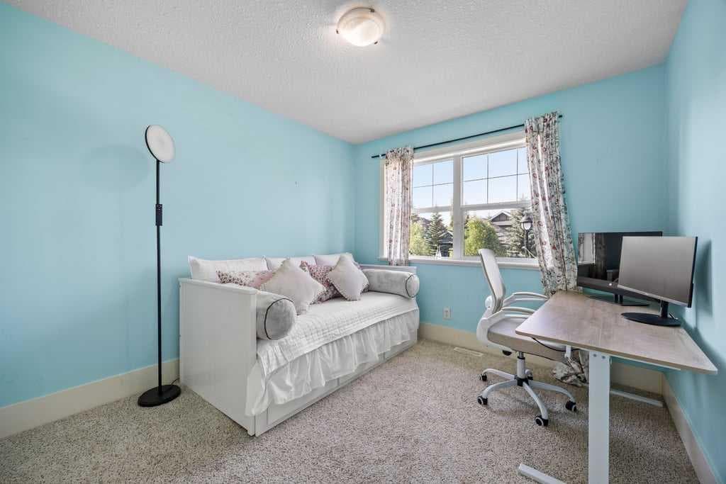 24, 9000 Wentworth Avenue SW