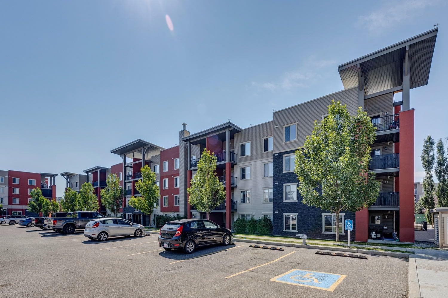 2117, 403 Mackenzie Way SW