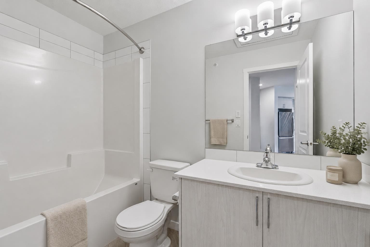 3417, 3727 Sage Hill Drive NW