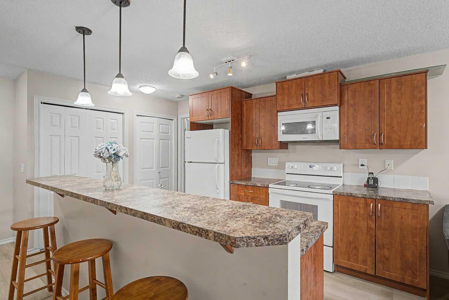 2430, 700 Willowbrook Road NW