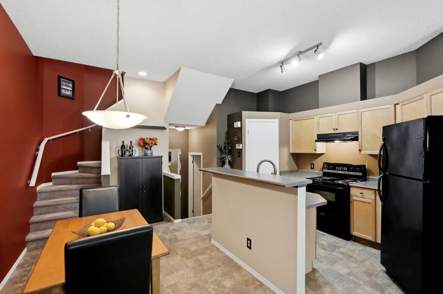 140 Promenade Way SE