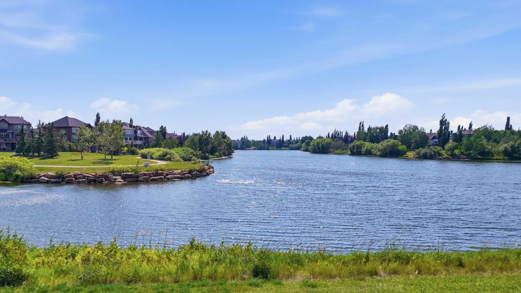 140 Promenade Way SE