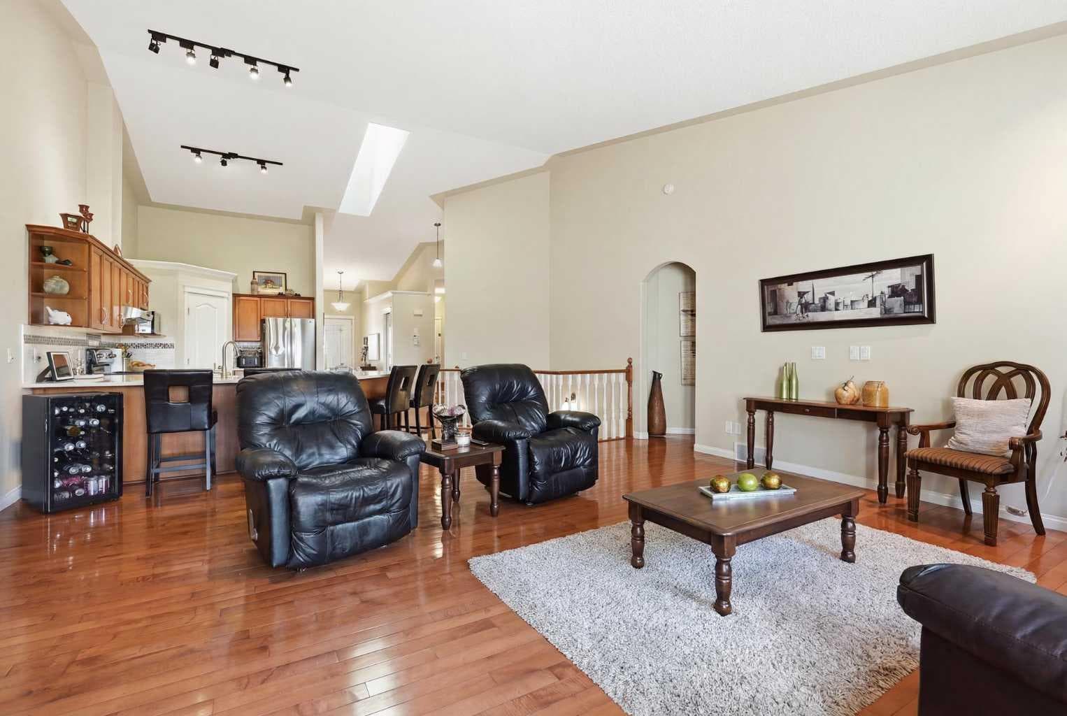 120 Sierra Morena Landing SW