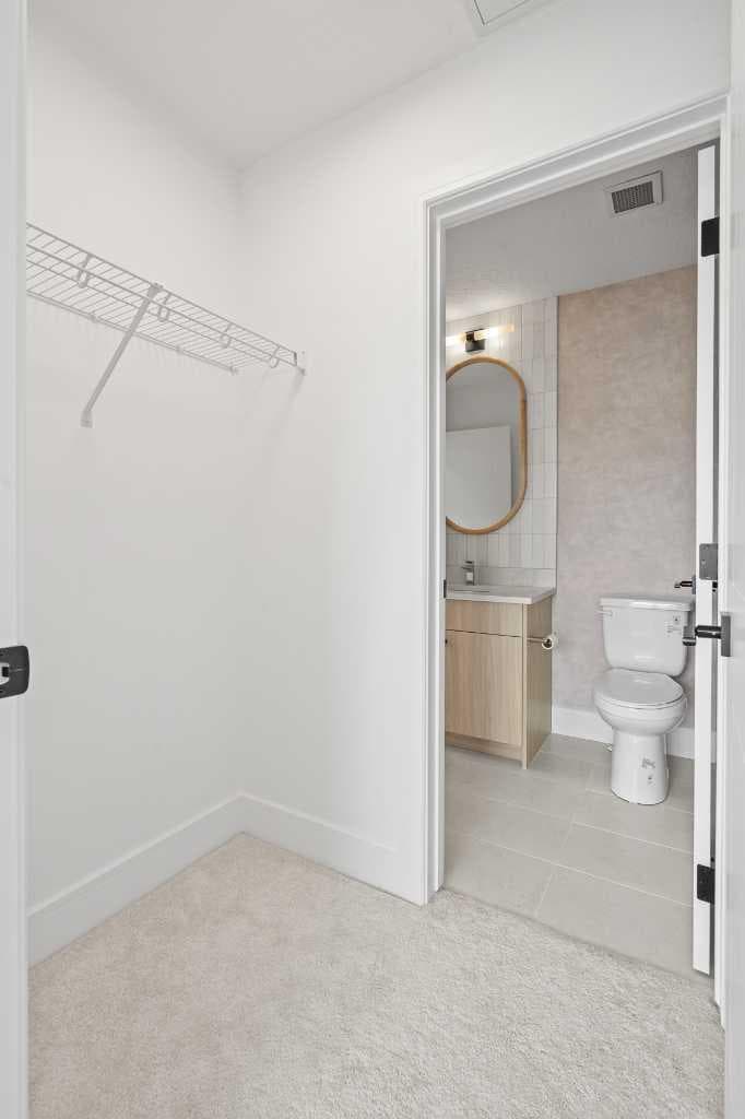 311, 370 Dieppe Drive SW