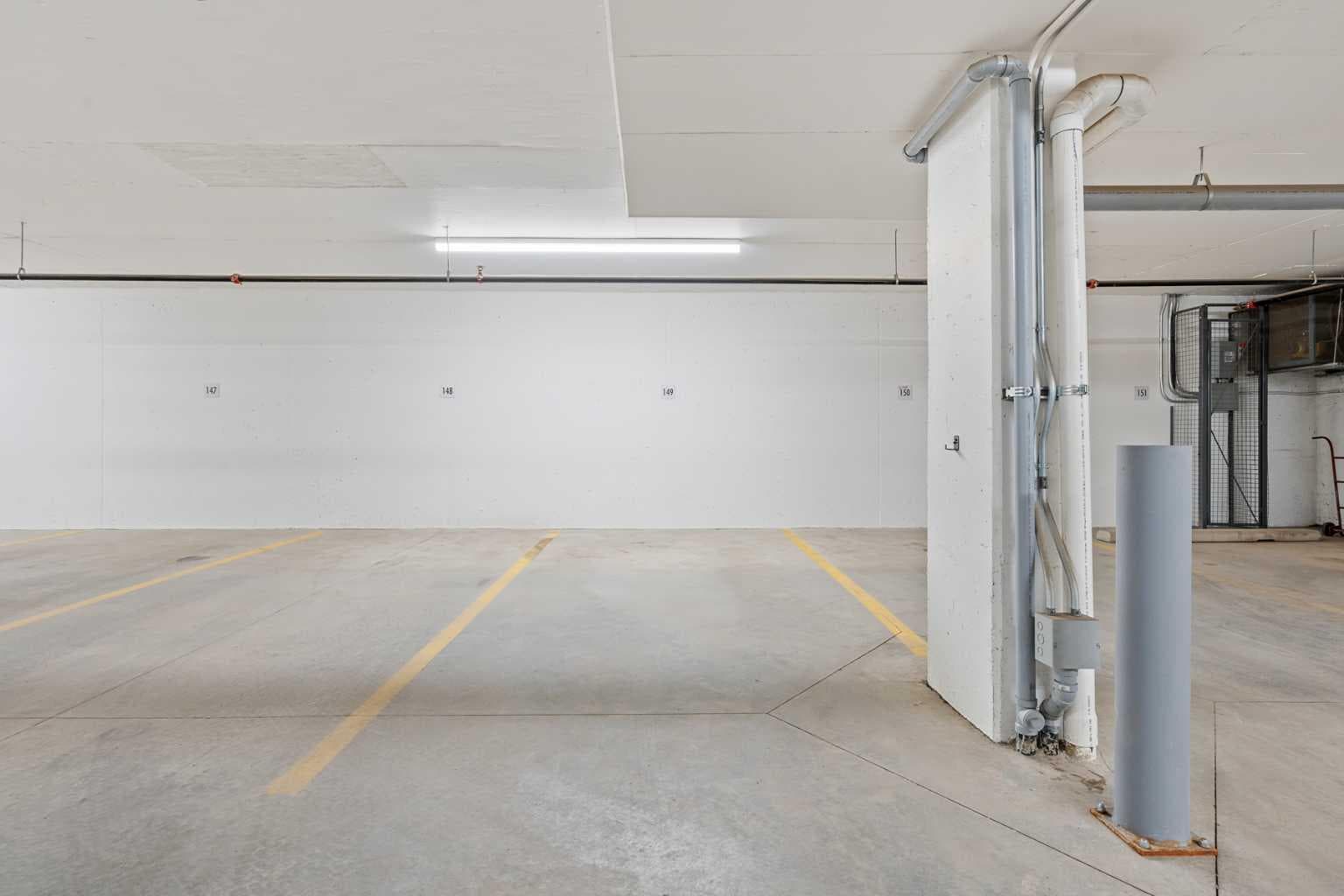 311, 370 Dieppe Drive SW