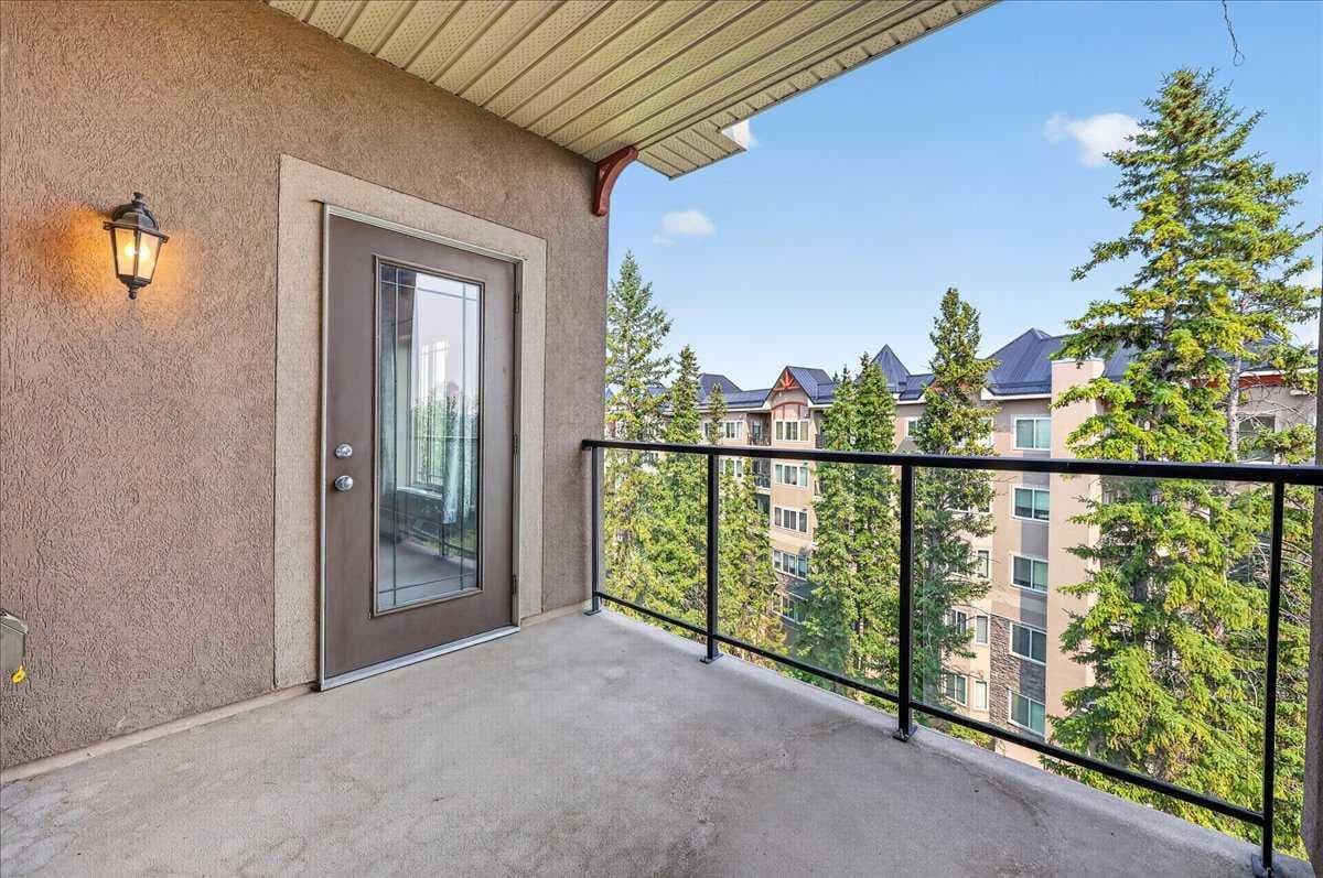 537, 10 Discovery Ridge Close SW