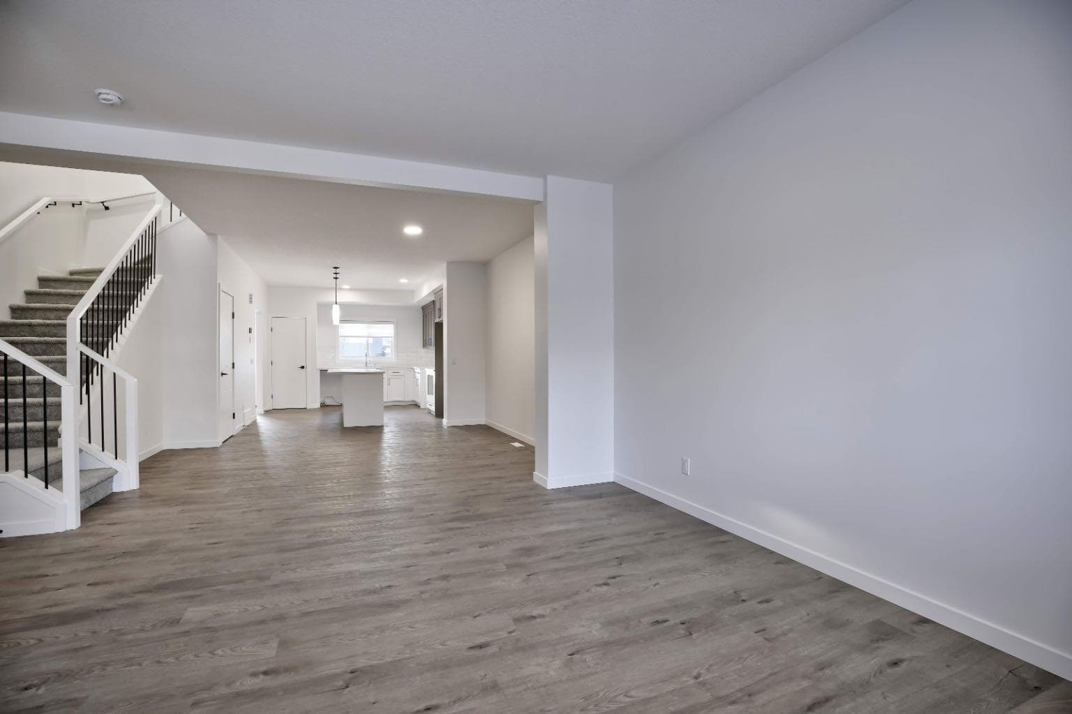 45 Legacy Point Terrace SE