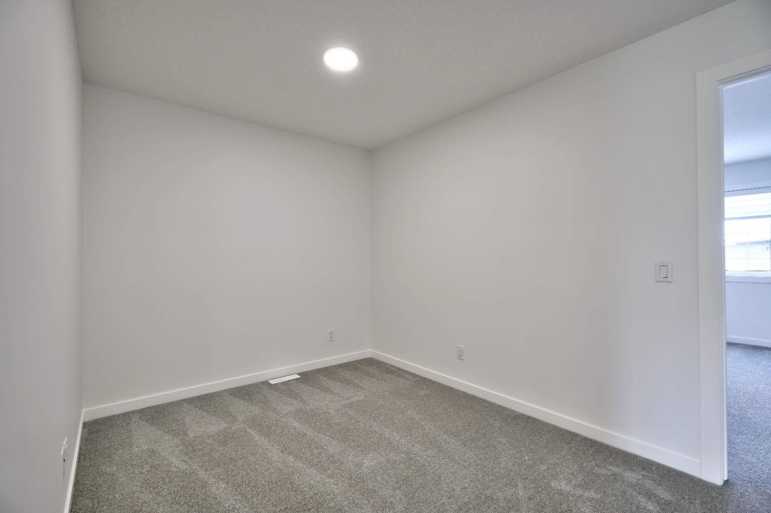 45 Legacy Point Terrace SE