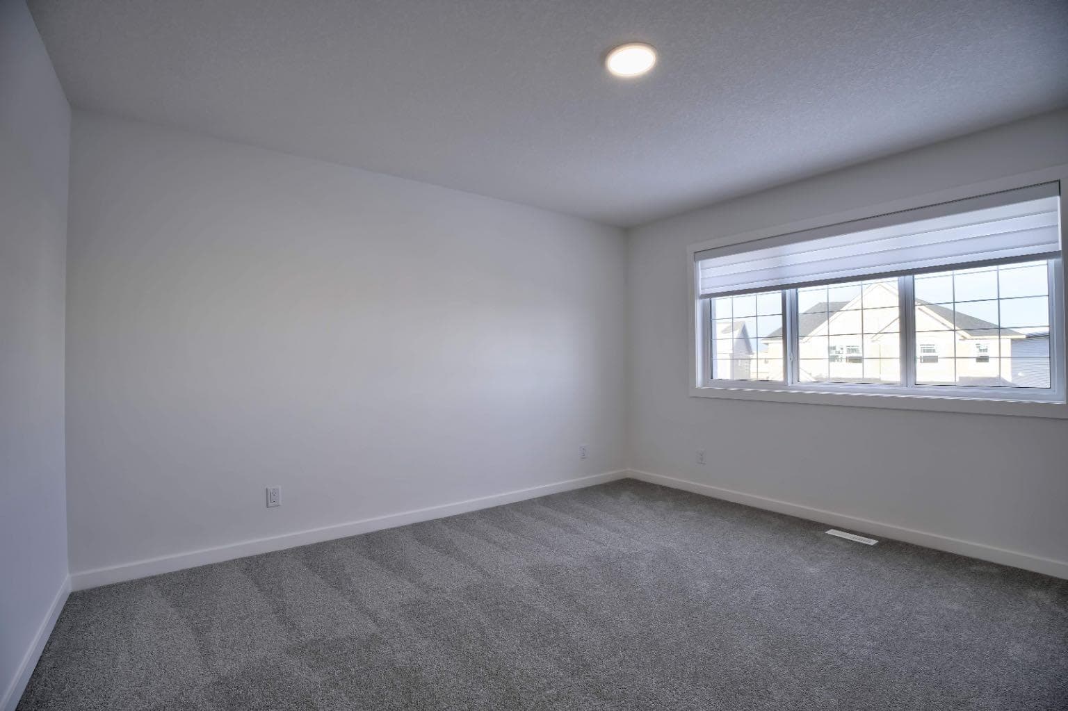 45 Legacy Point Terrace SE