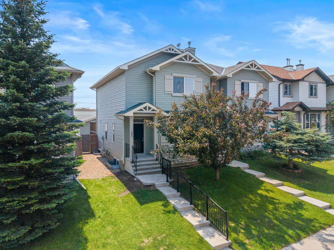 51 Covehaven Mews NE