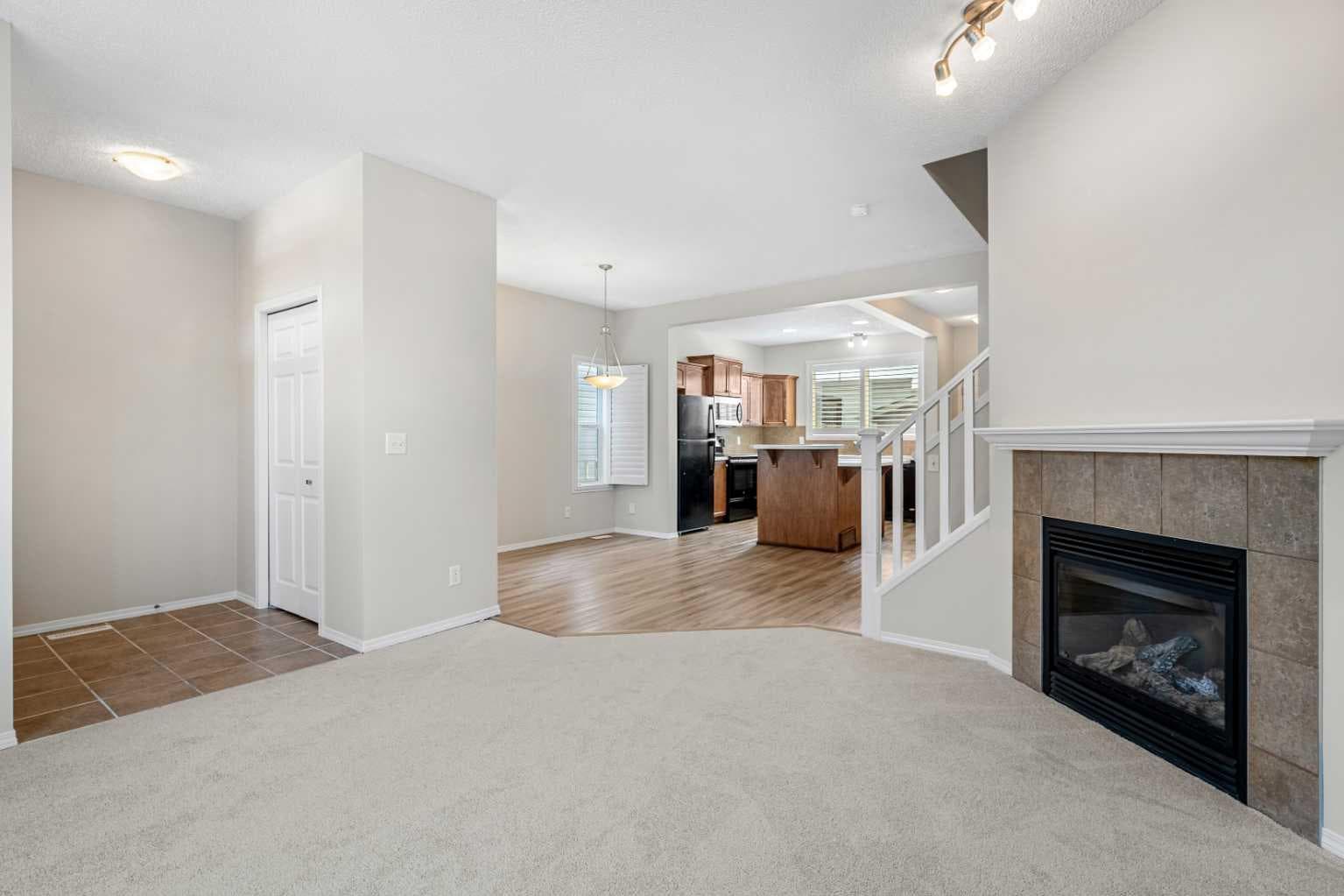 51 Covehaven Mews NE