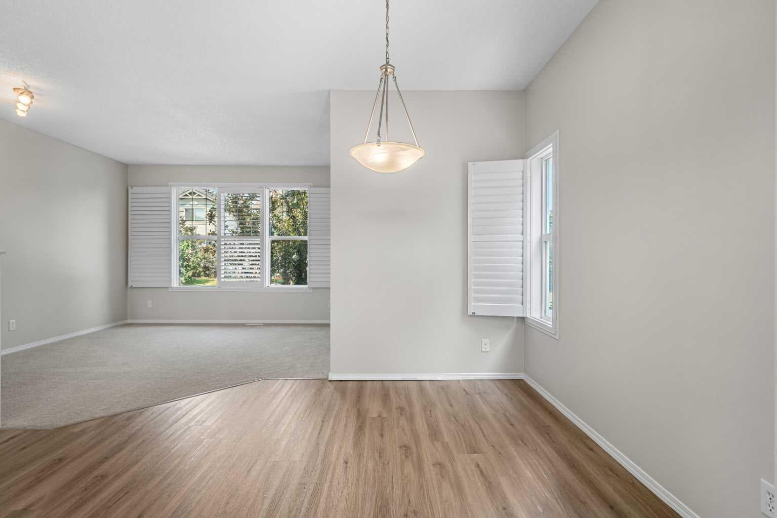 51 Covehaven Mews NE