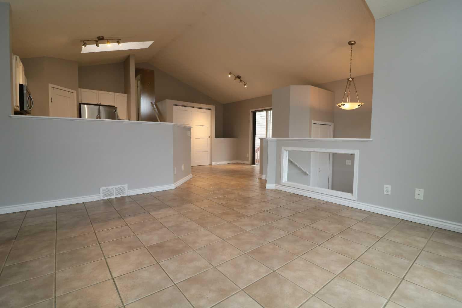 52 Mt Aberdeen Circle SE