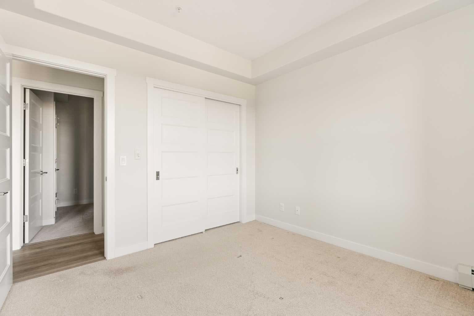 218, 55 Wolf Hollow Crescent SE