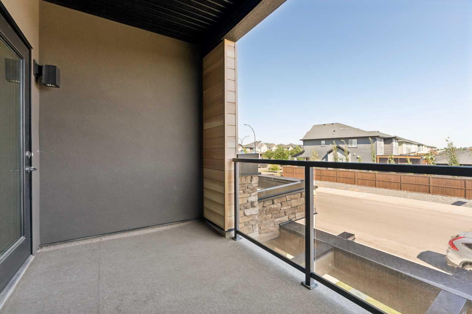 218, 55 Wolf Hollow Crescent SE