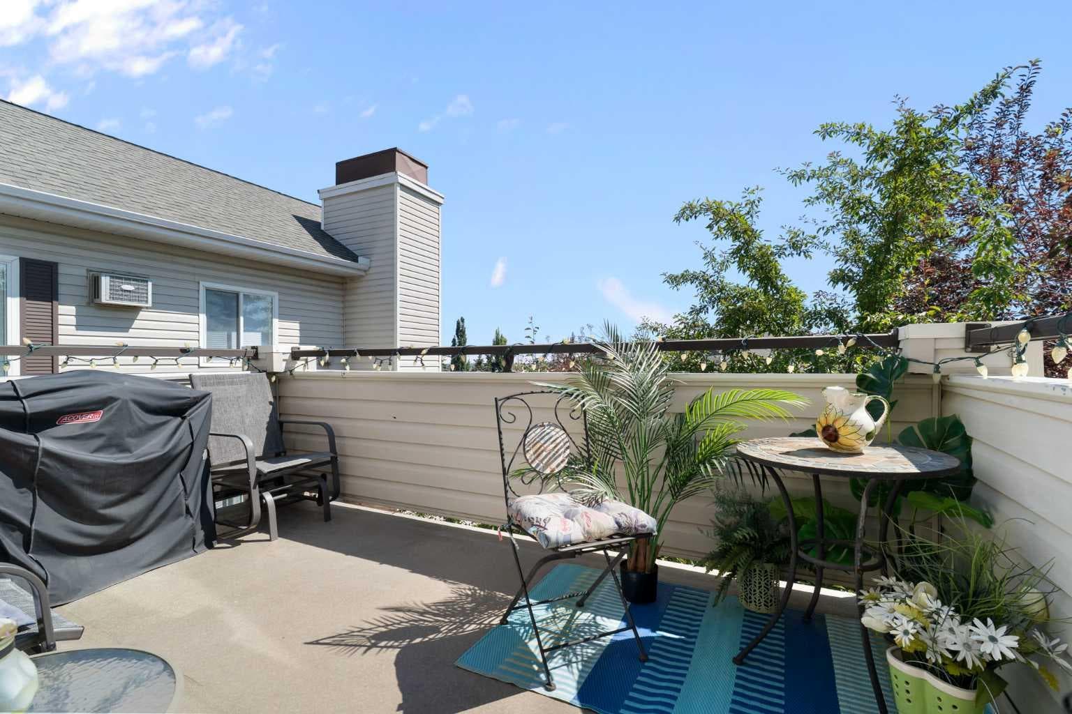 1301, 7451 Springbank Boulevard SW