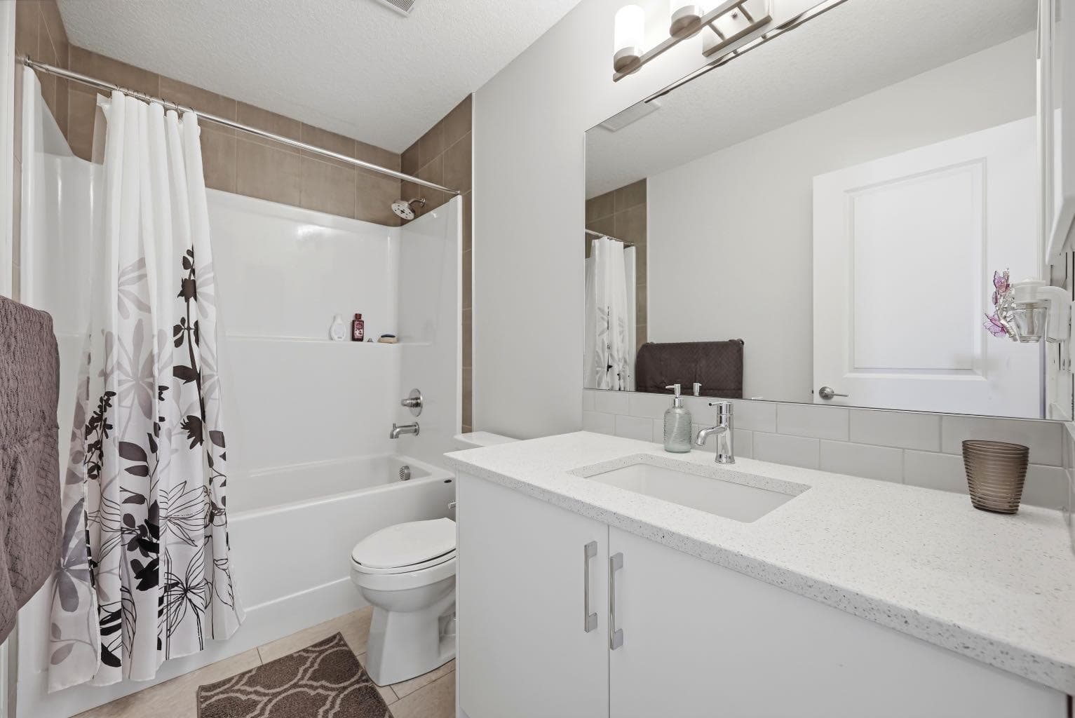 96 Homestead Grove NE