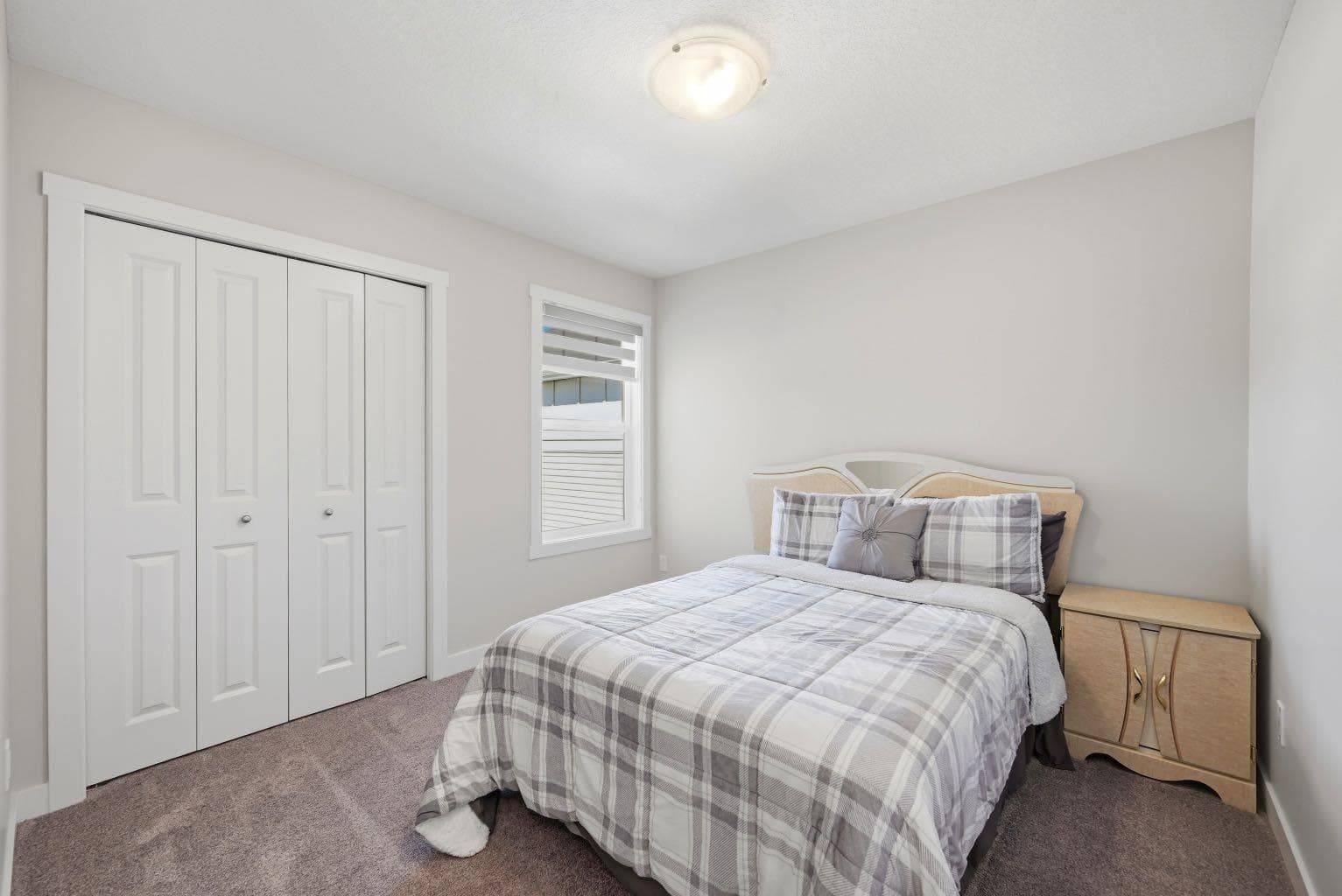 96 Homestead Grove NE