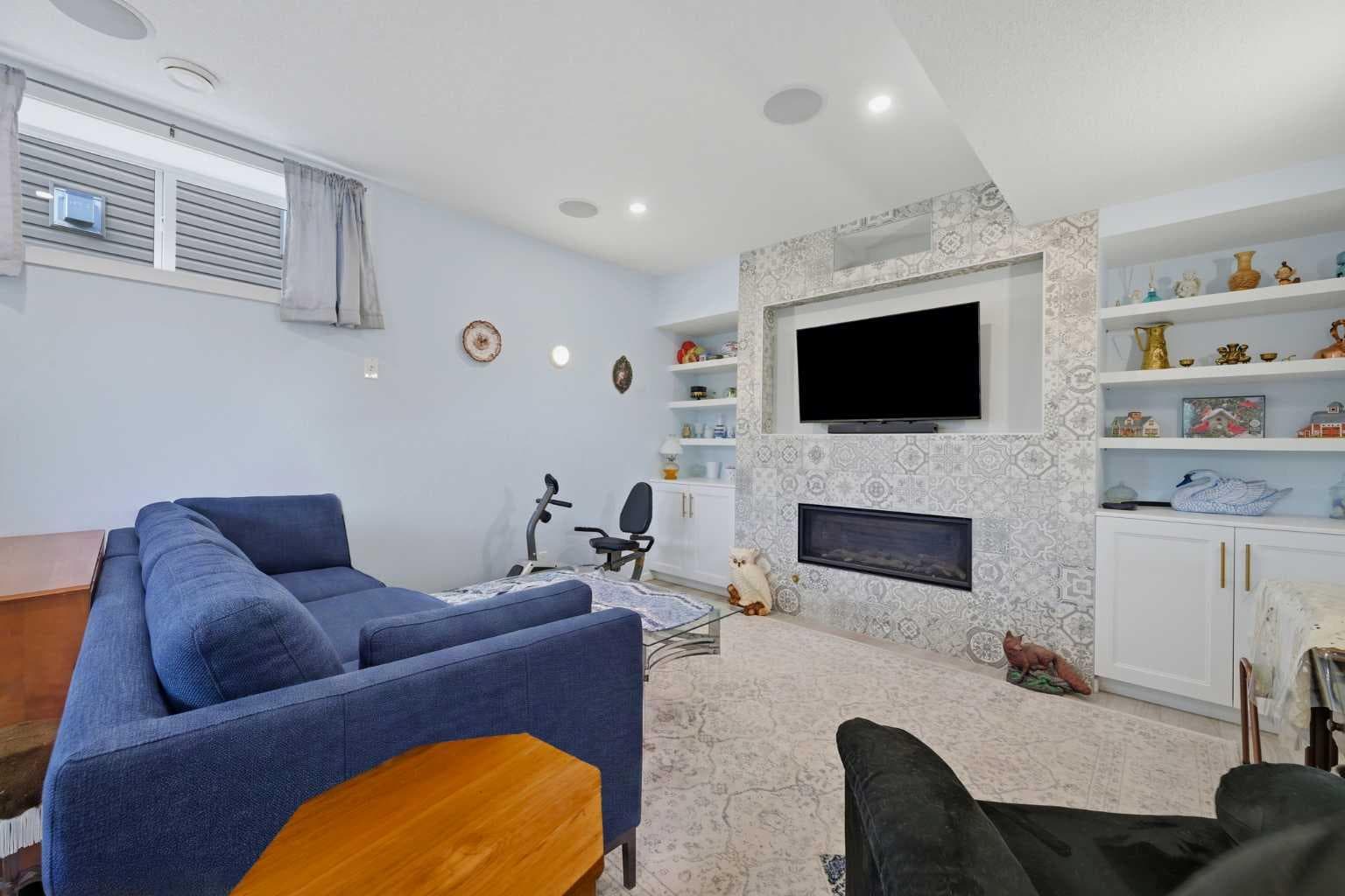 224 Kingston Way SE