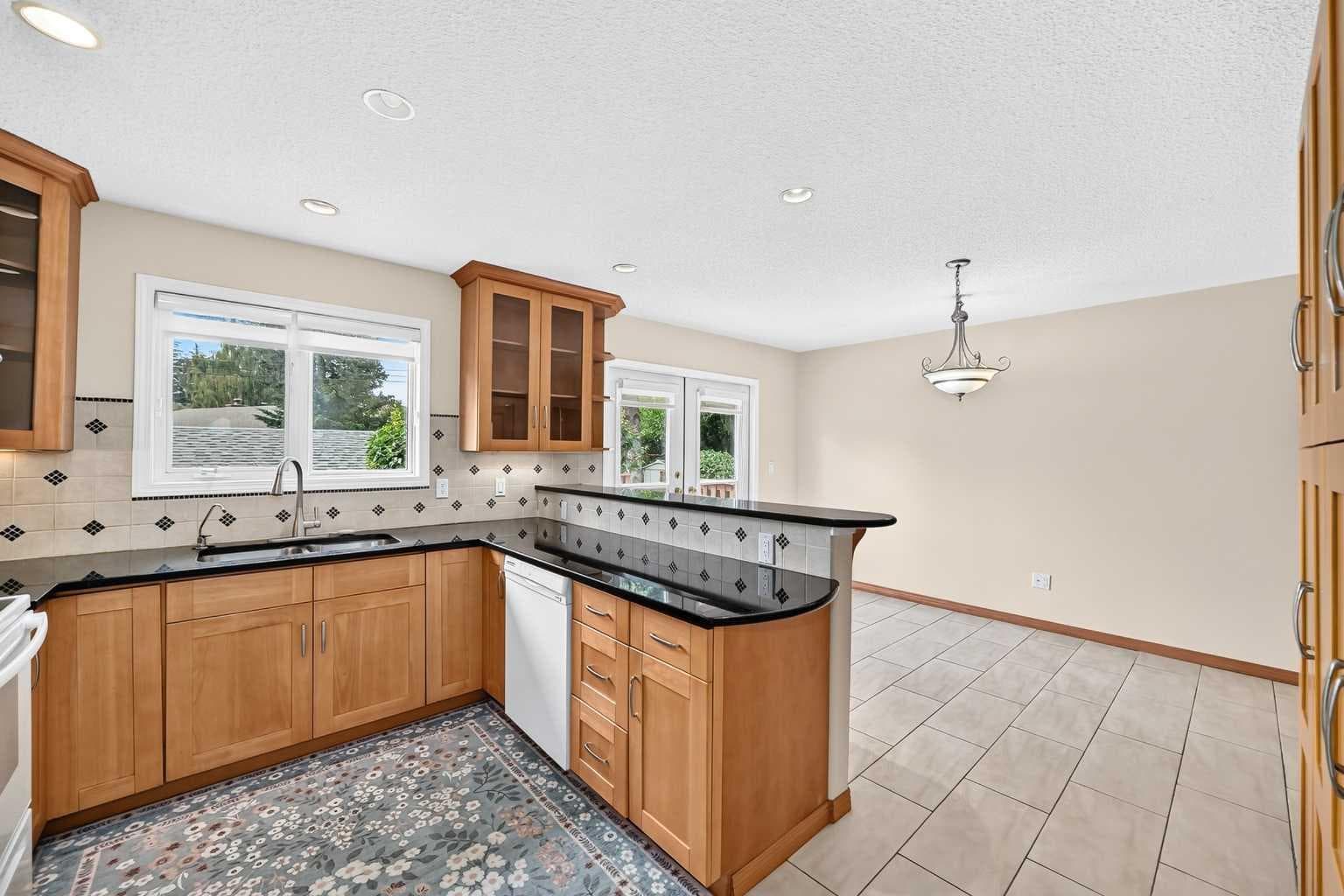 351 Cedarpark Drive SW