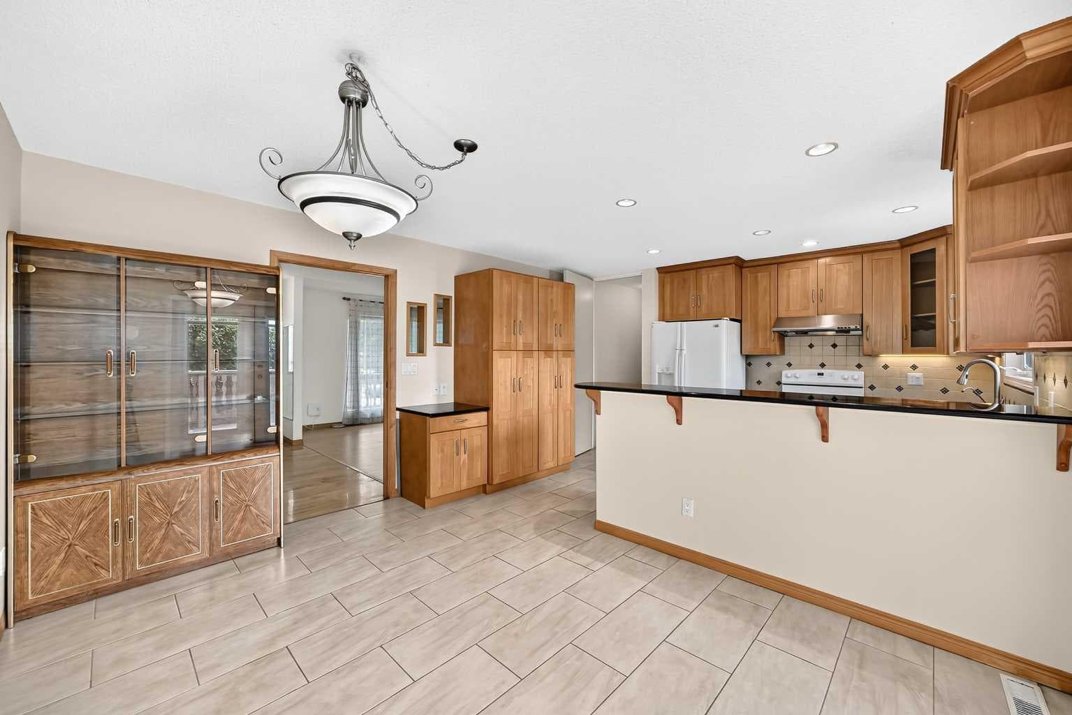 351 Cedarpark Drive SW