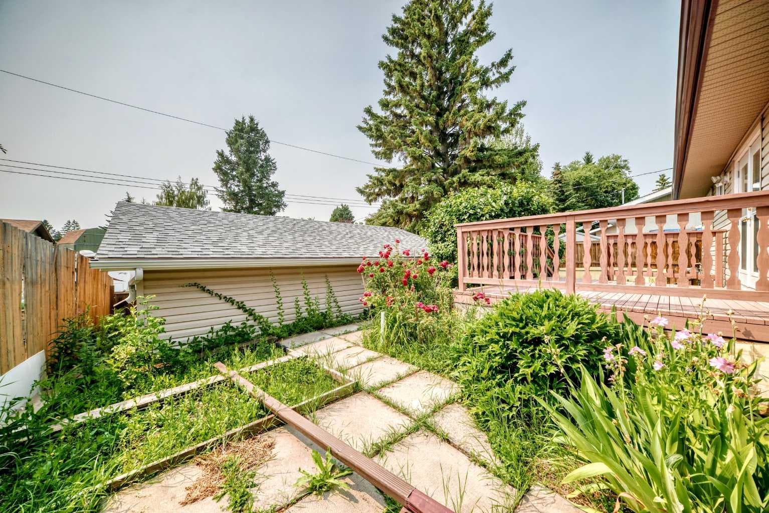 351 Cedarpark Drive SW