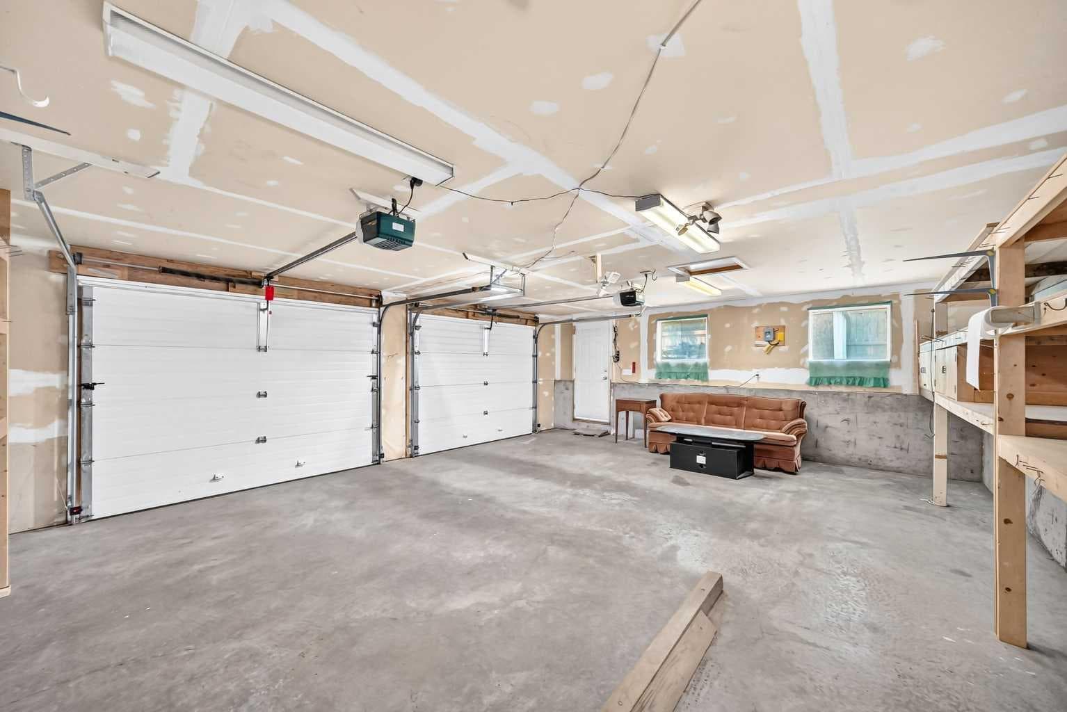 351 Cedarpark Drive SW
