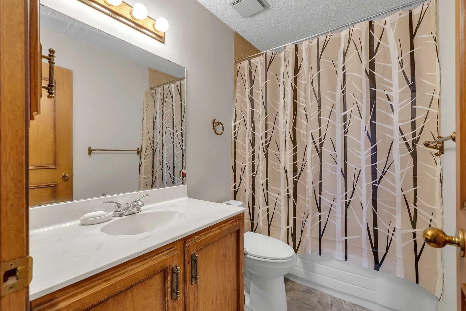 28 Macewan Meadow Link NW