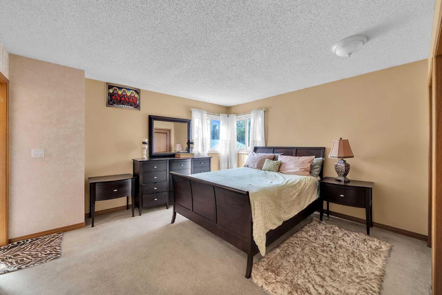 28 Macewan Meadow Link NW