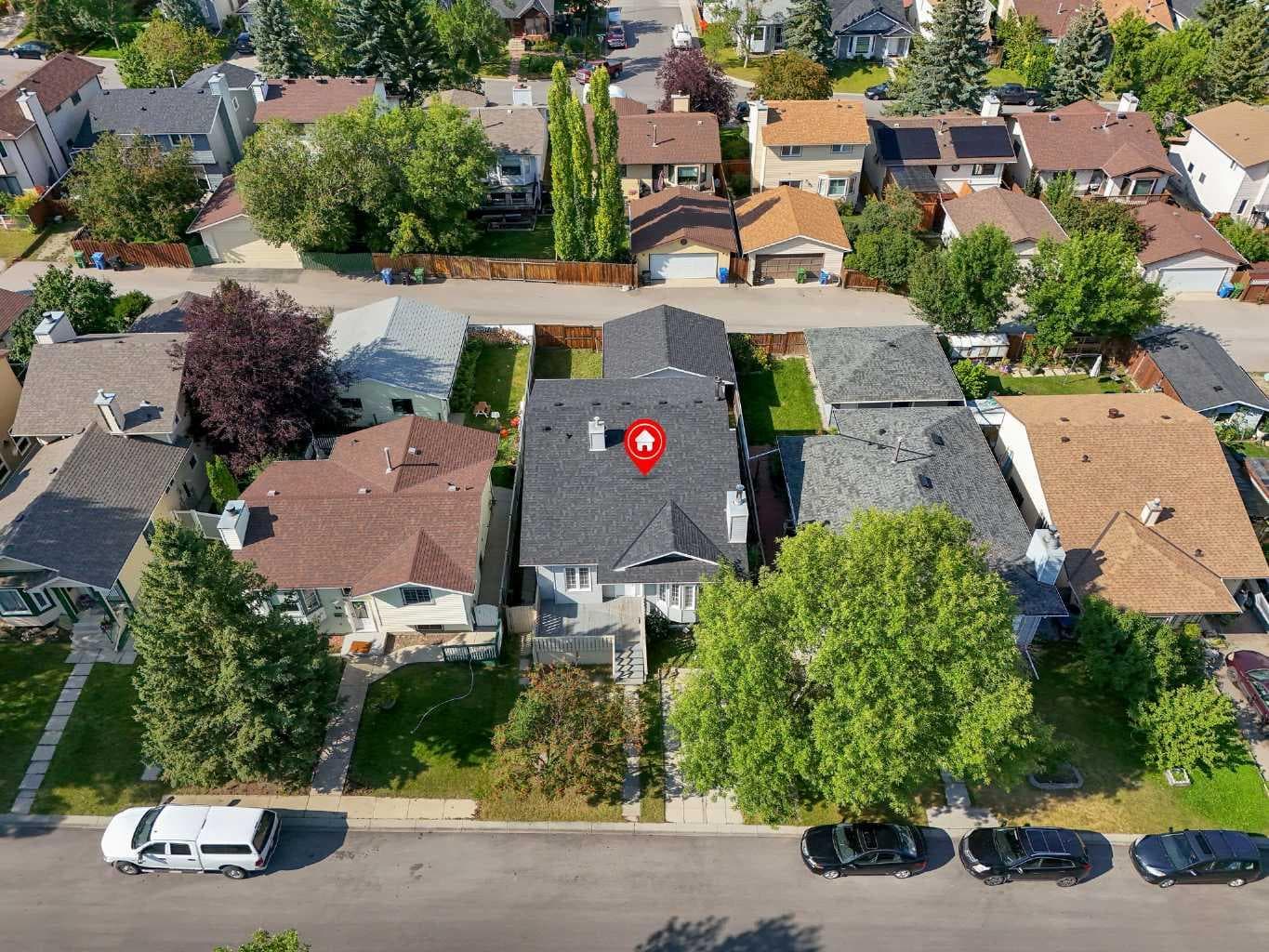 28 Macewan Meadow Link NW