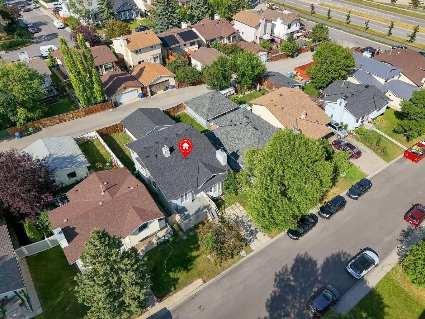 28 Macewan Meadow Link NW
