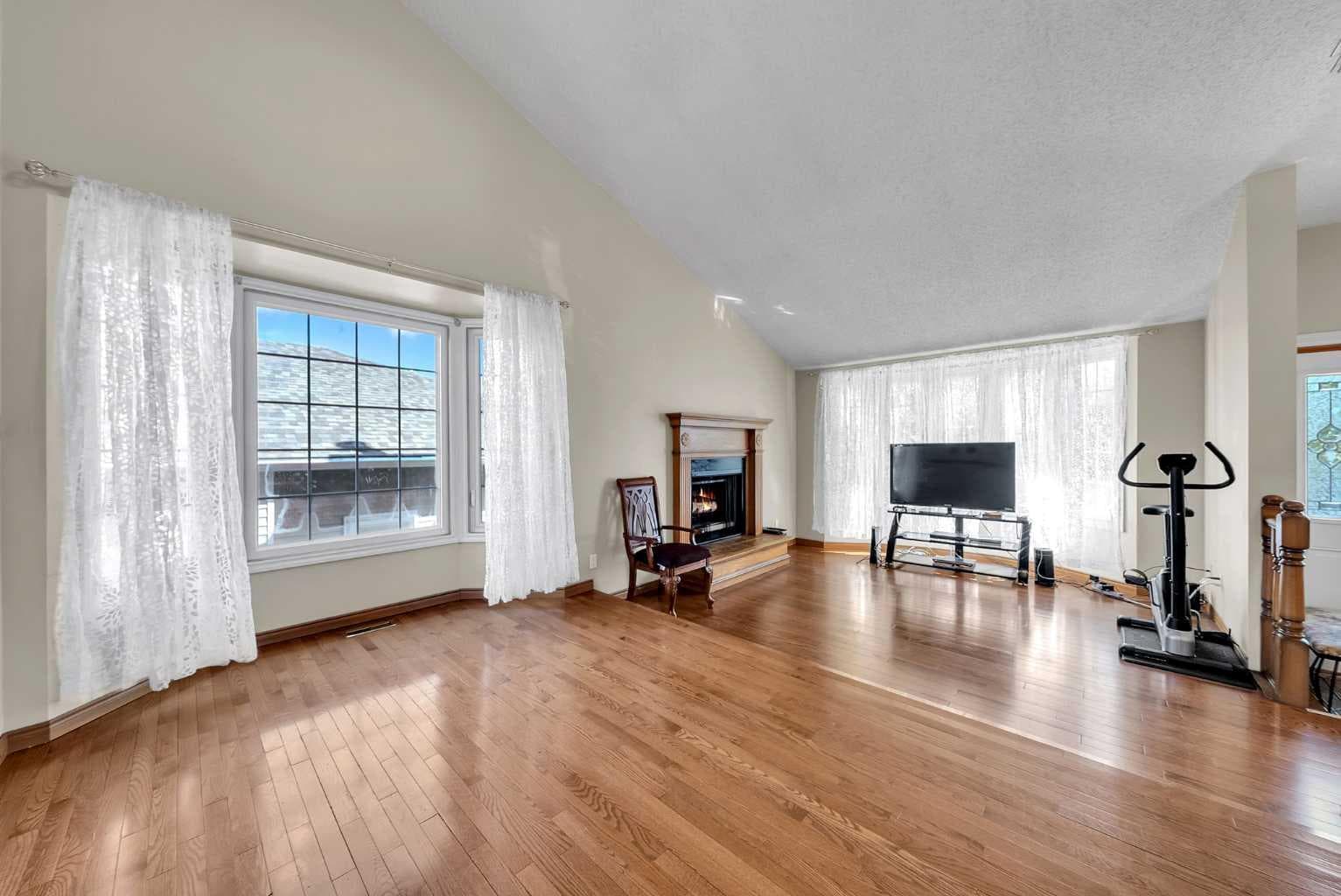 28 Macewan Meadow Link NW
