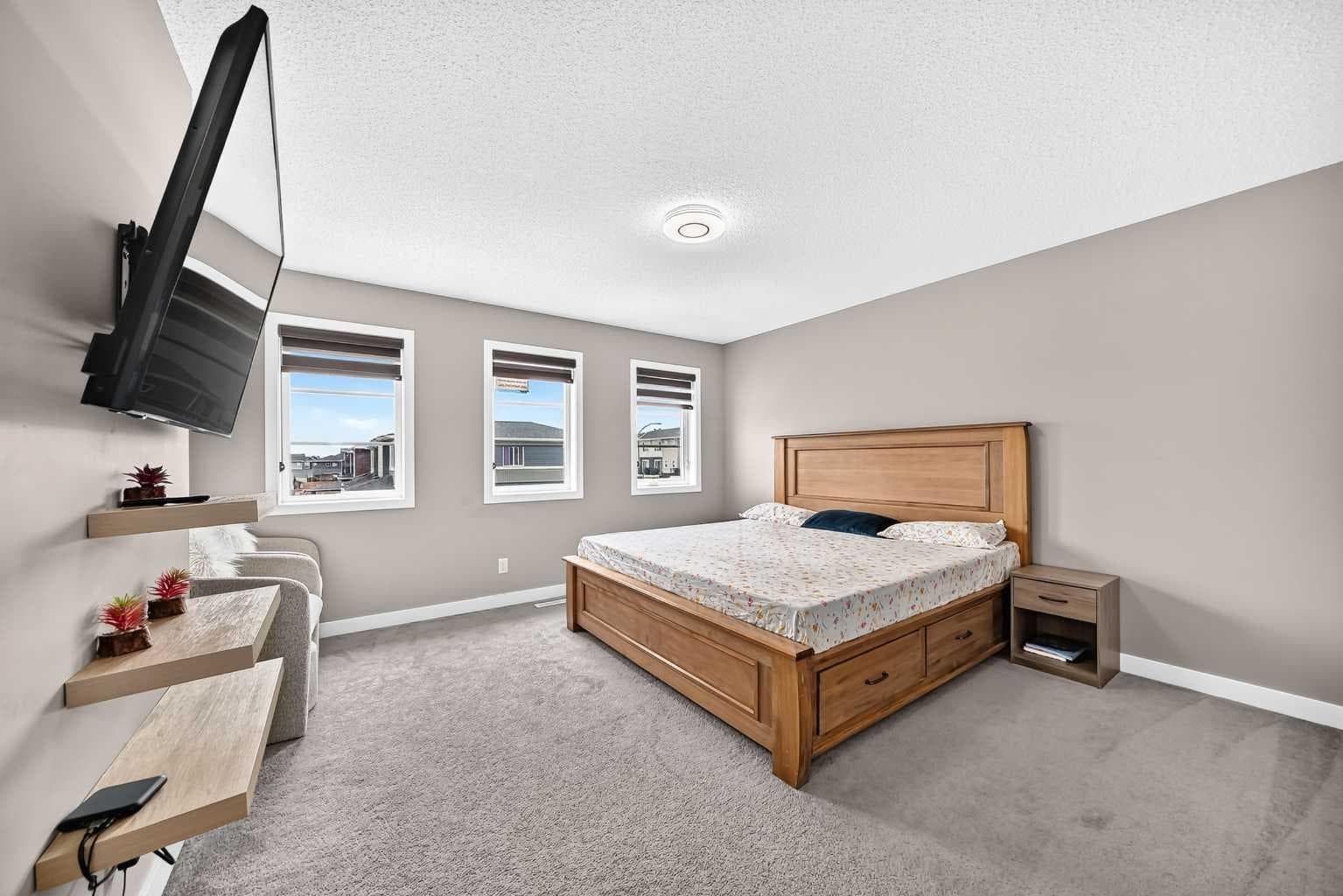 59 Corner Meadows Villas NE