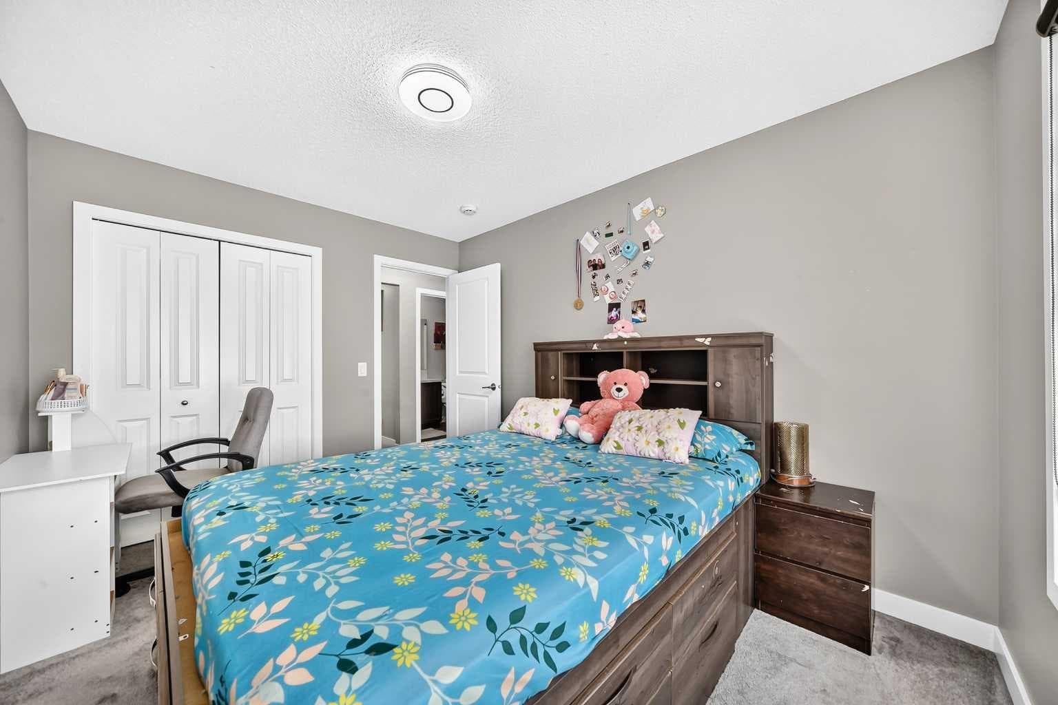 59 Corner Meadows Villas NE