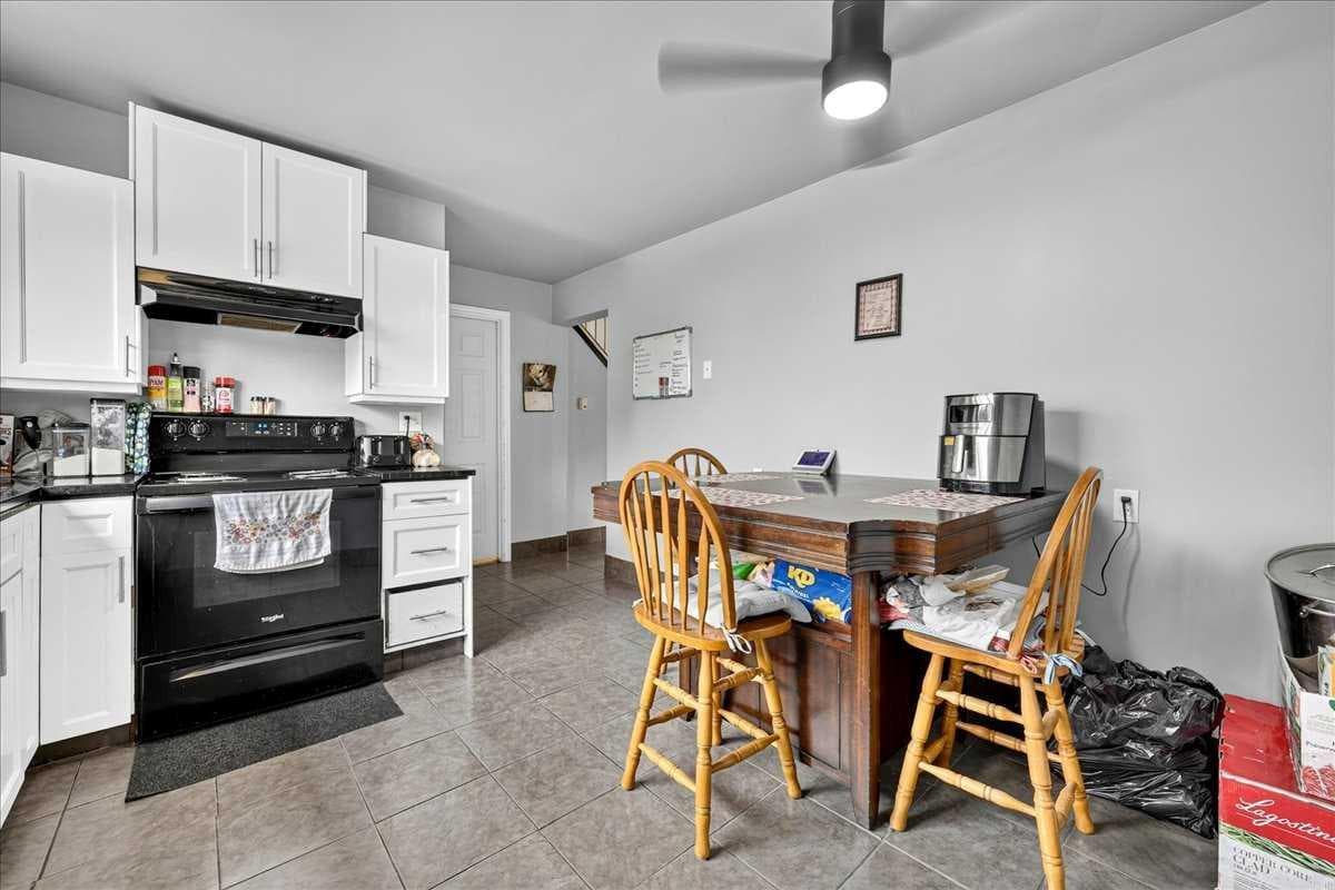 219 Penworth Drive SE