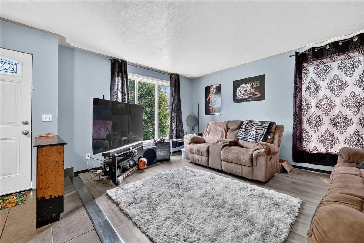 219 Penworth Drive SE
