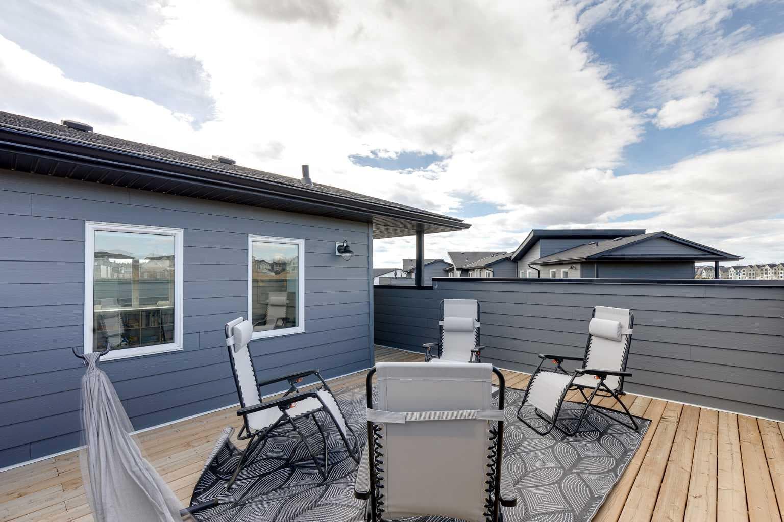 302, 260 Rowley Way NW