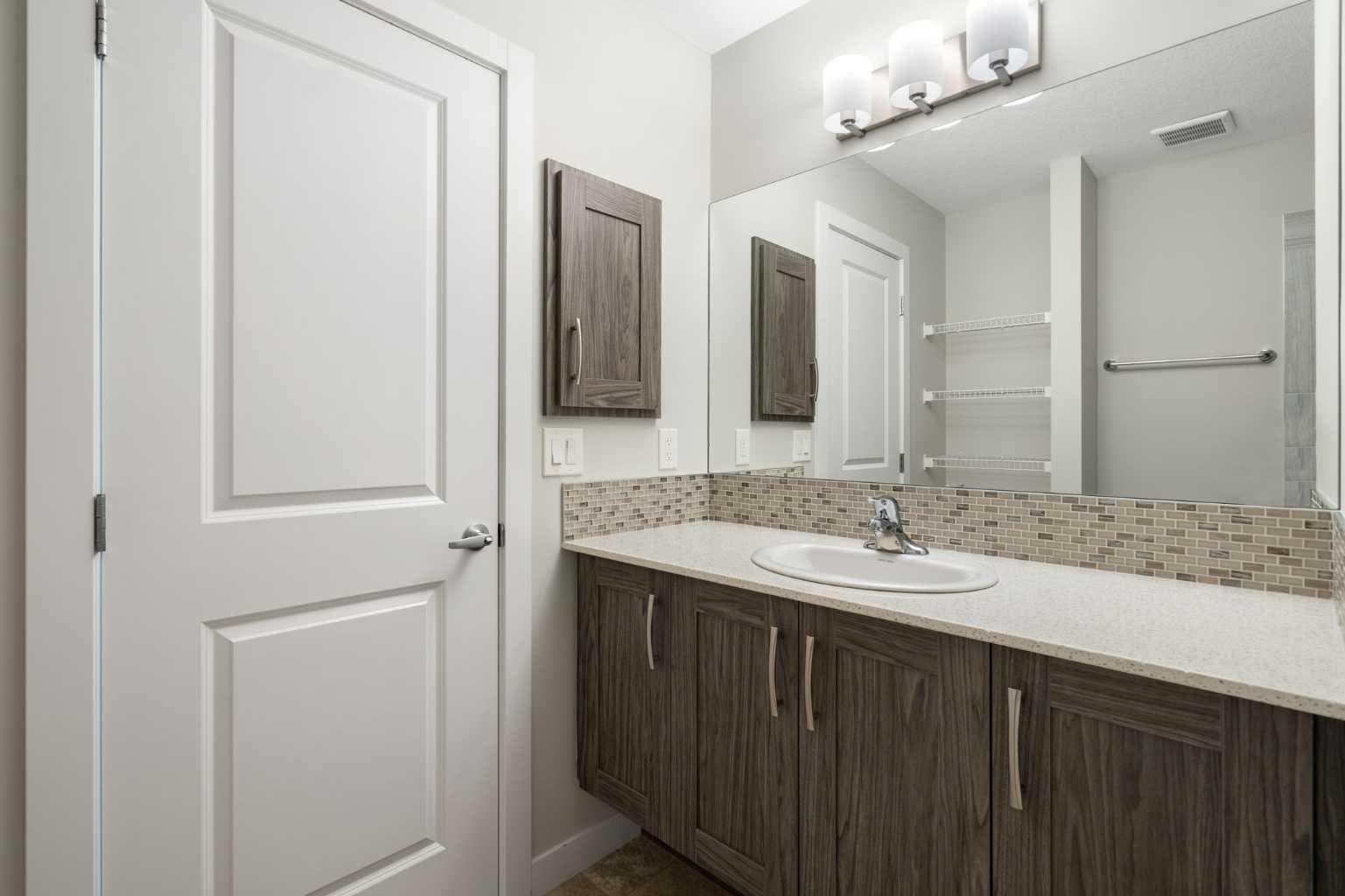 28, 138 Seton Passage SE
