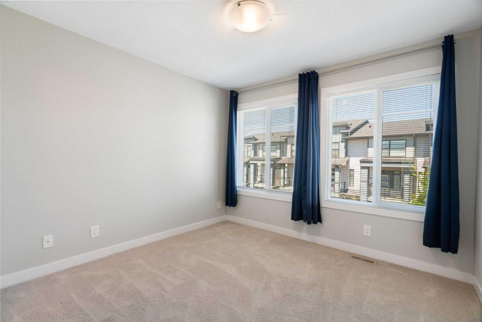 28, 138 Seton Passage SE
