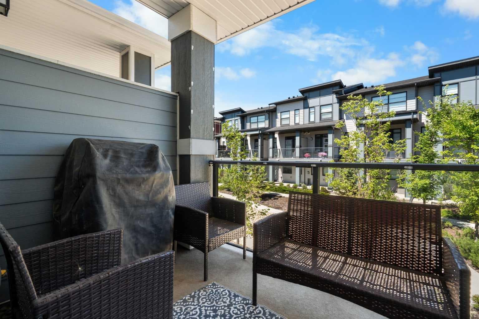 28, 138 Seton Passage SE