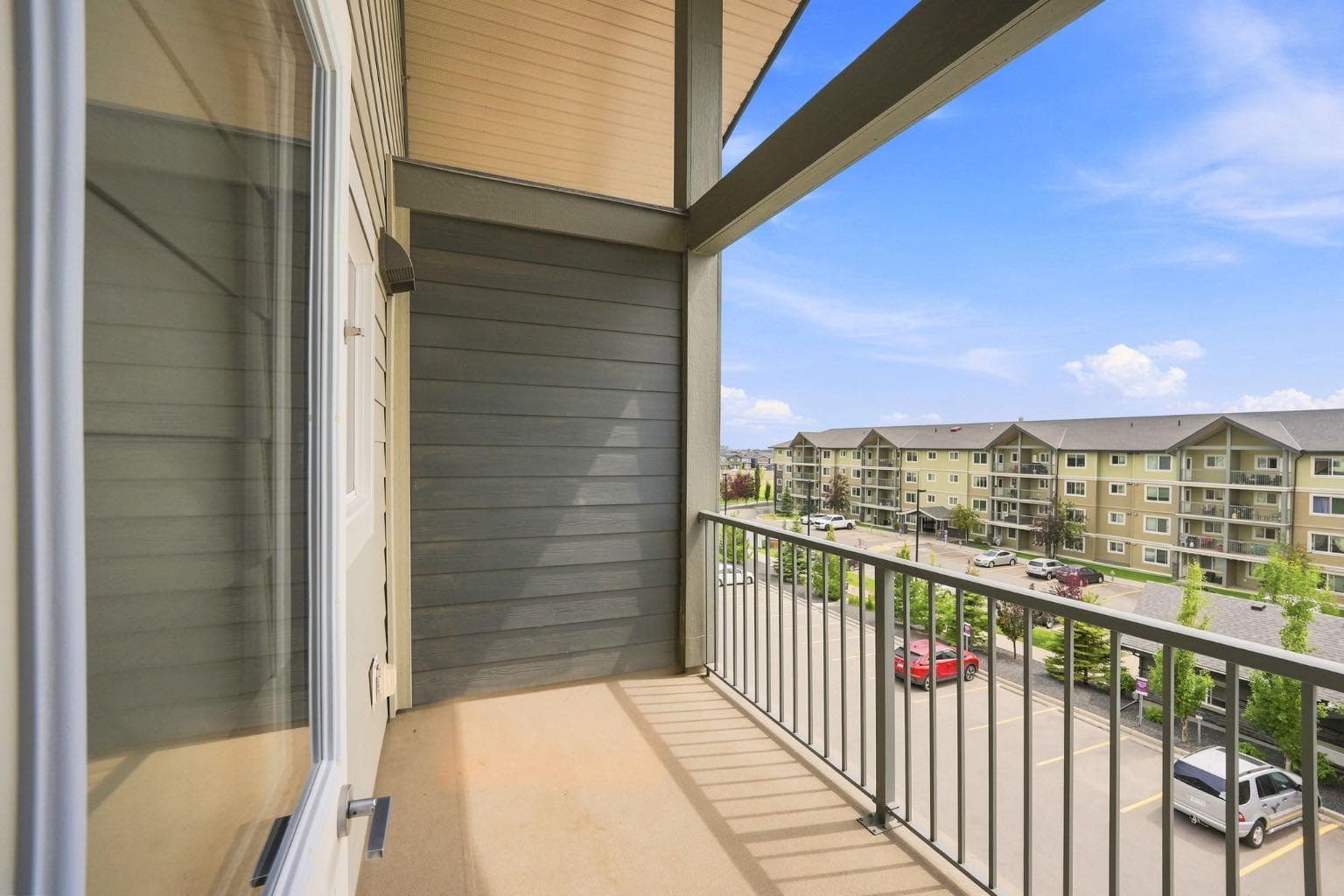 3407, 181 Skyview Ranch Manor NE