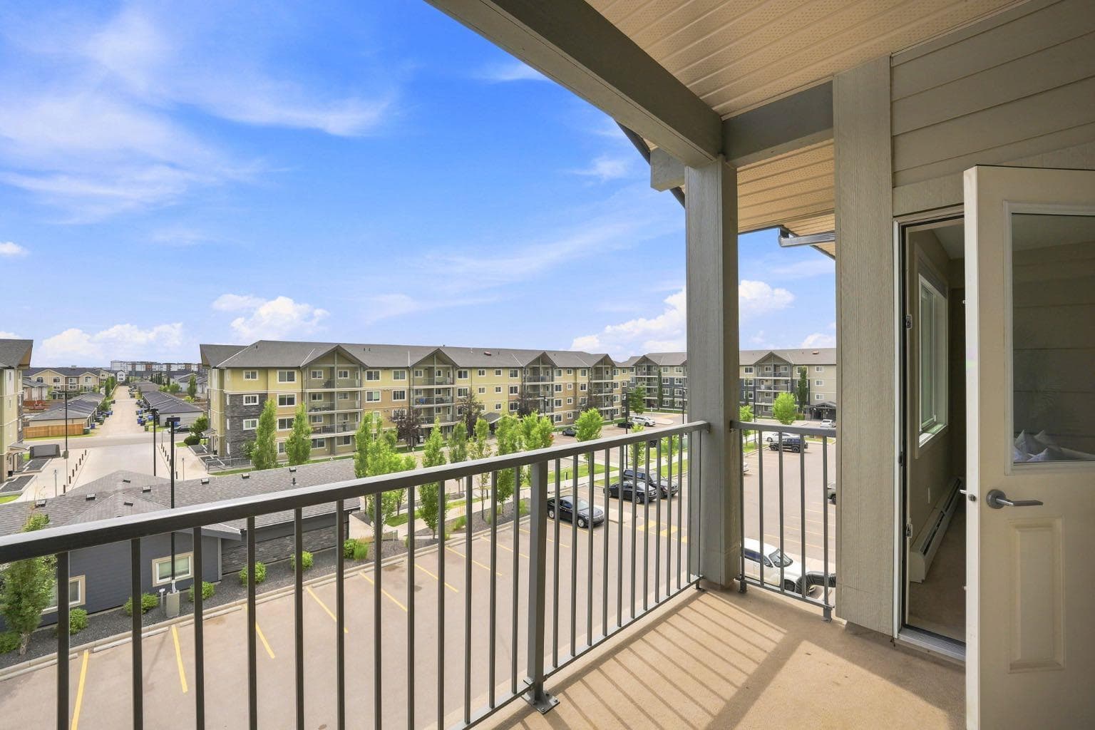 3407, 181 Skyview Ranch Manor NE