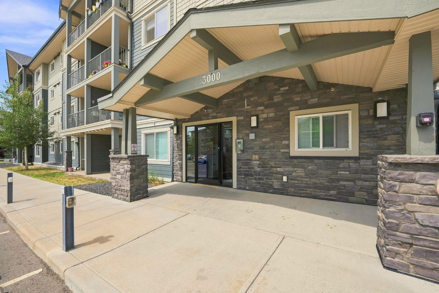 3407, 181 Skyview Ranch Manor NE
