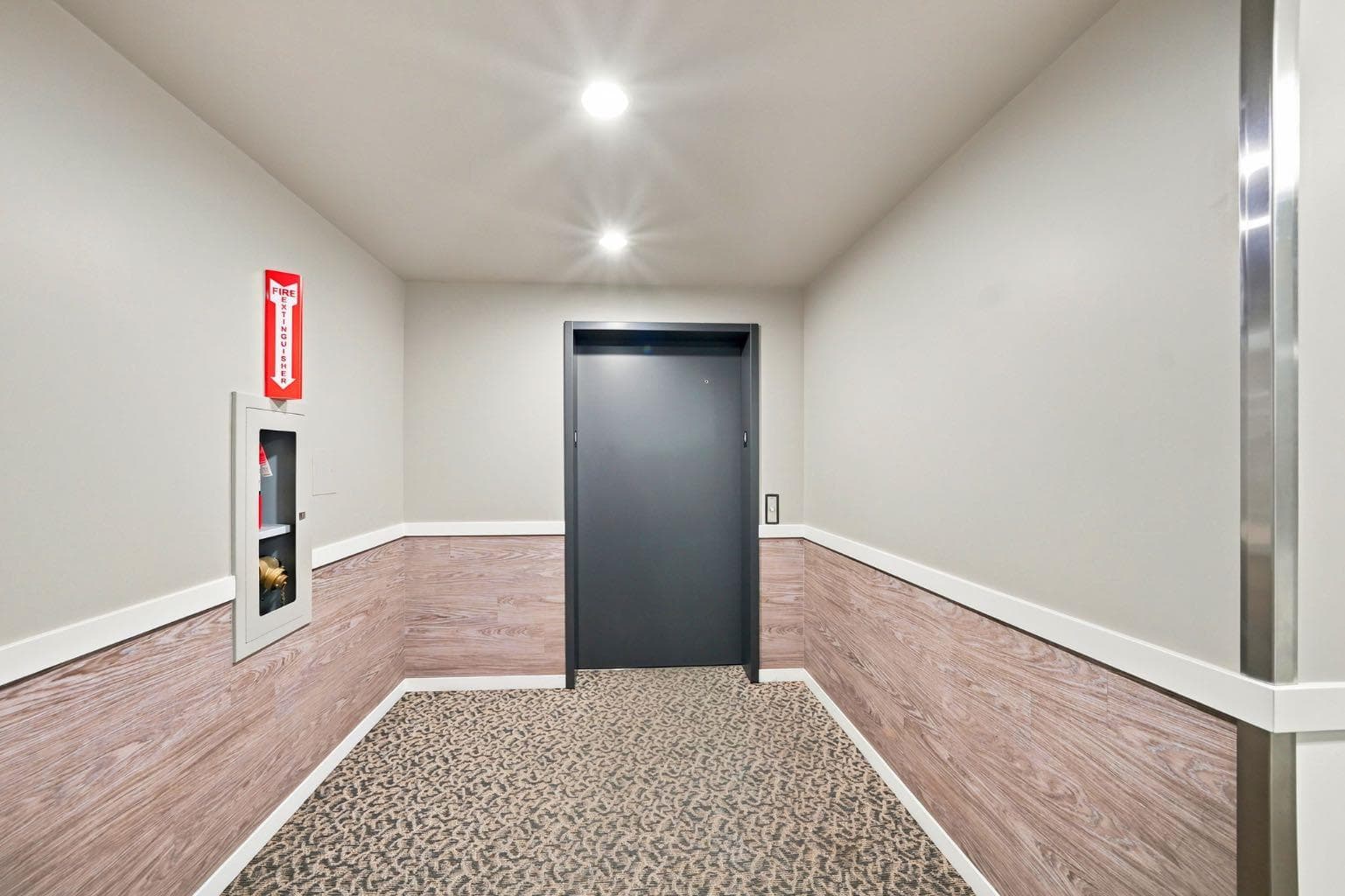3407, 181 Skyview Ranch Manor NE