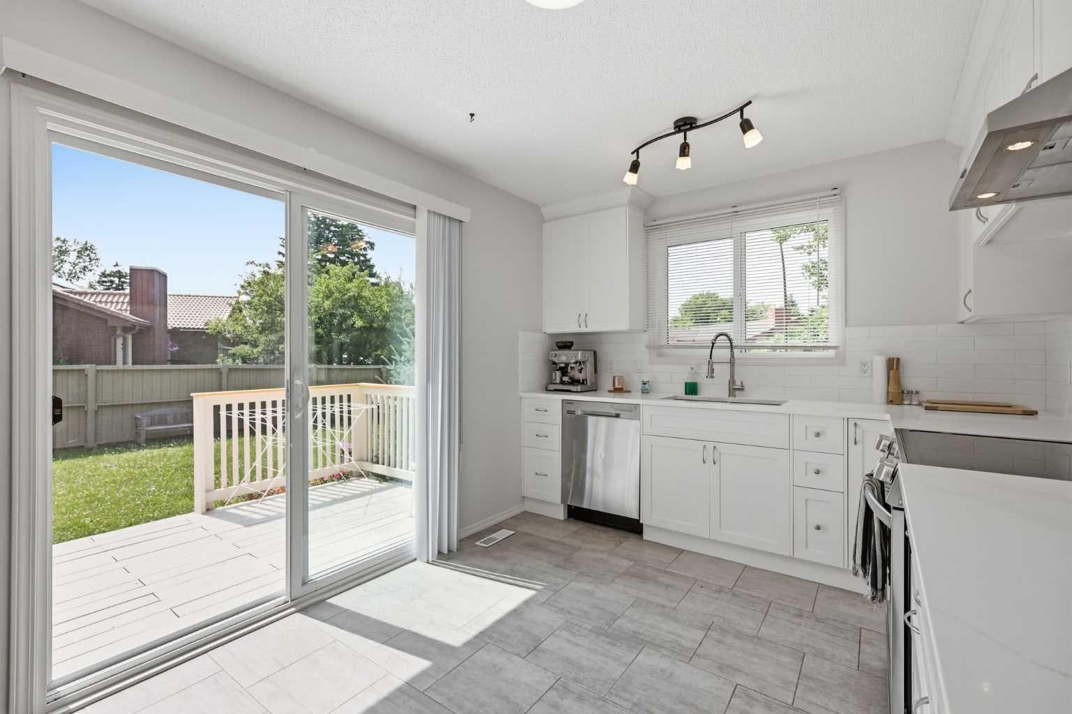 416 Brookpark Drive SW