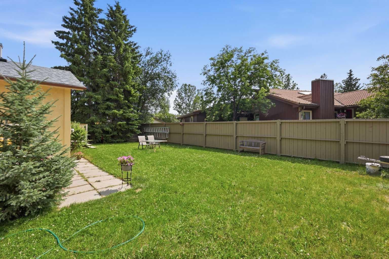 416 Brookpark Drive SW