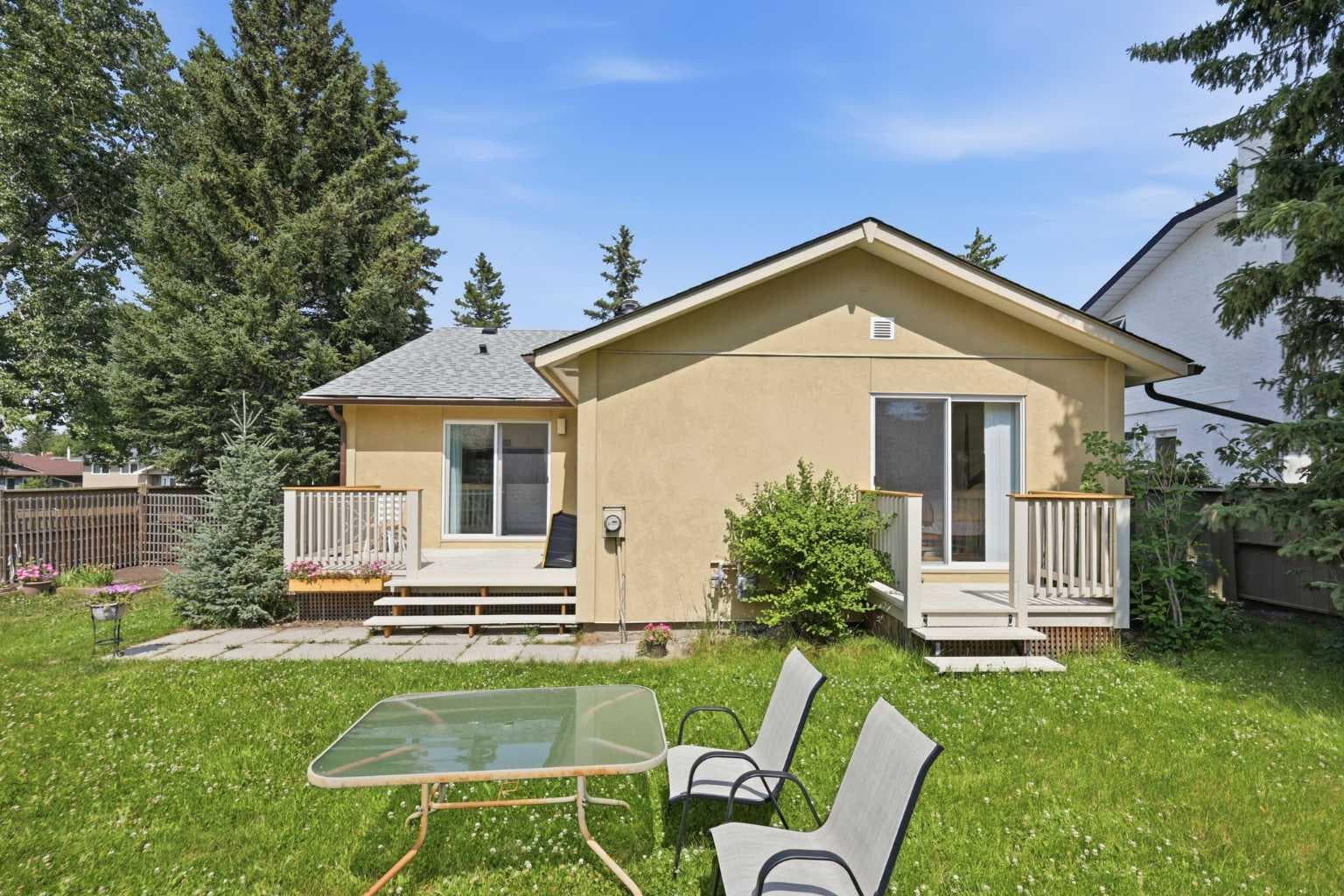 416 Brookpark Drive SW
