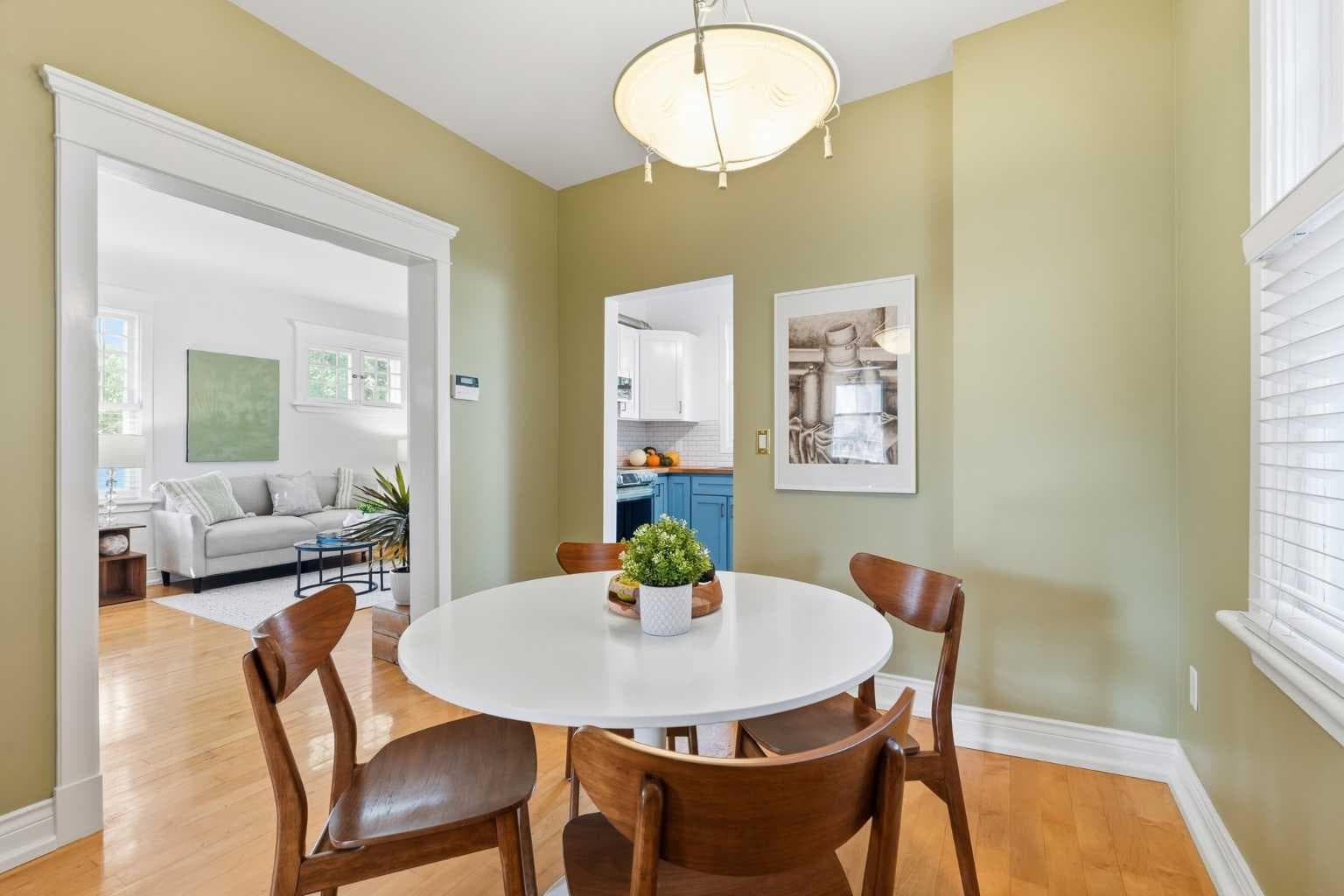 1801 2 Street NW